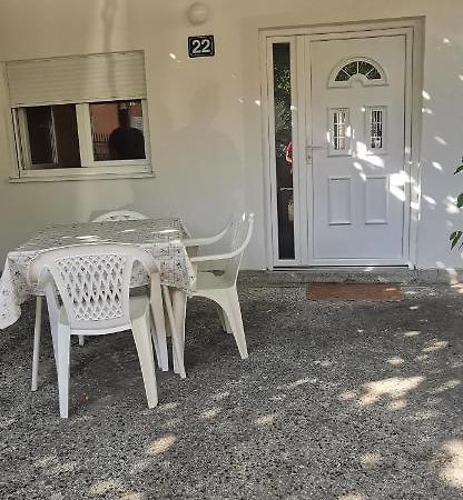 Sobe I Apartmani Marovic Petrovac Exterior foto