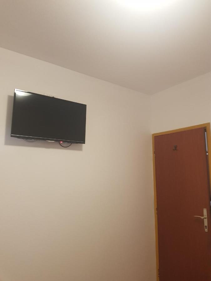 Sobe I Apartmani Marovic Petrovac Exterior foto