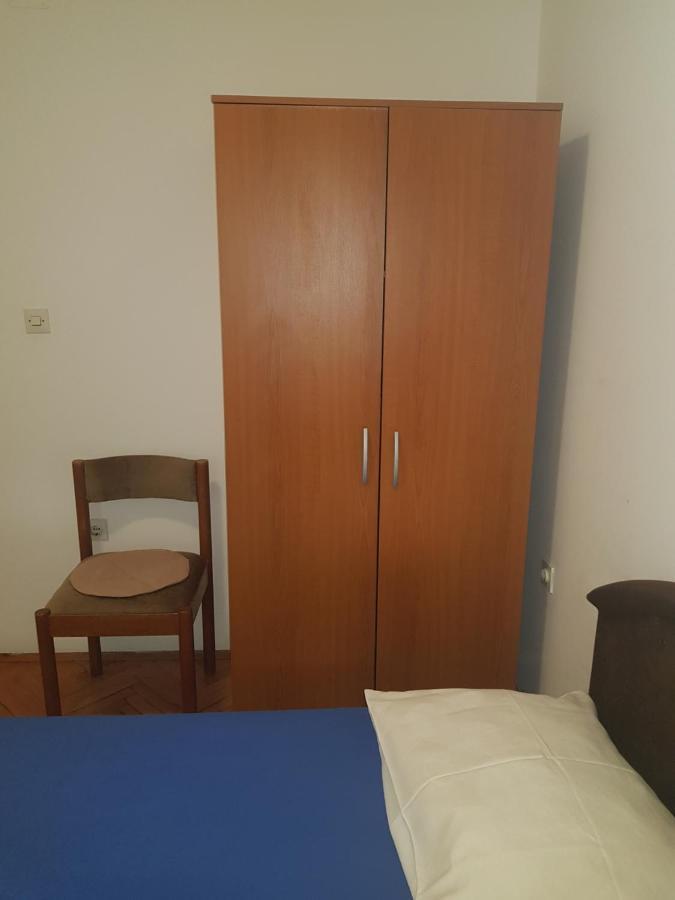 Sobe I Apartmani Marovic Petrovac Exterior foto