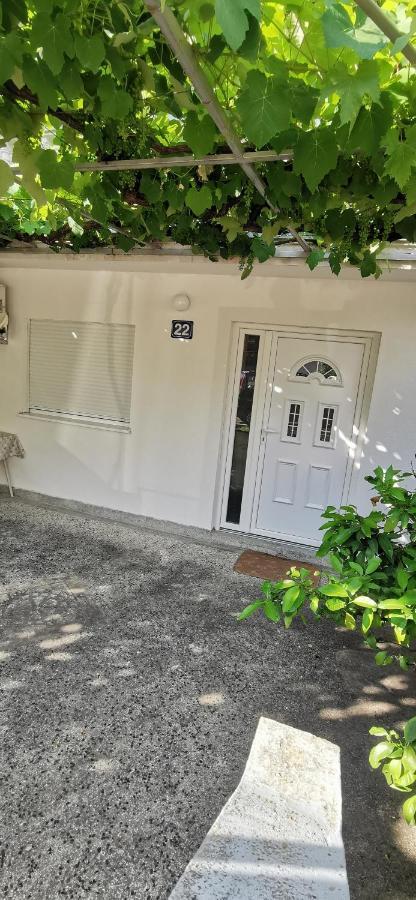 Sobe I Apartmani Marovic Petrovac Exterior foto